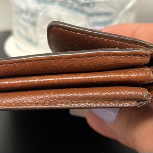 Louis Vuitton LTH1001 LV Long Monogram Wallet - Picture 5 of 9